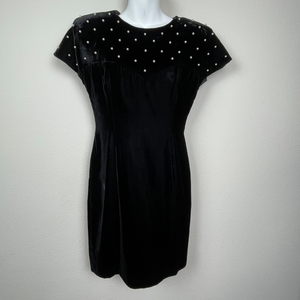 Donna Ricco NY Vintage 80s Black Velvetβ LBD Dress Sz 6P Pearls Whimsigoth